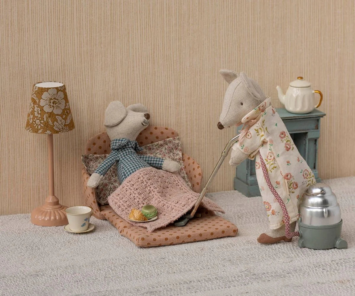 Two Maileg mice with bedding and accessories in a decorative cigar box, Grandma & Grandpa set, by Maileg.