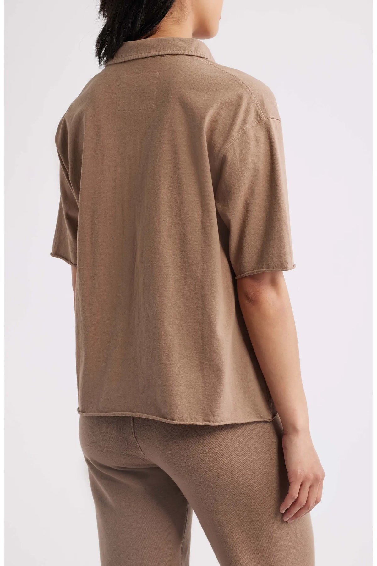 Loose brown Frank & Eileen Patty Popover SS Henley and pants, back view, relaxed fit, casual style.